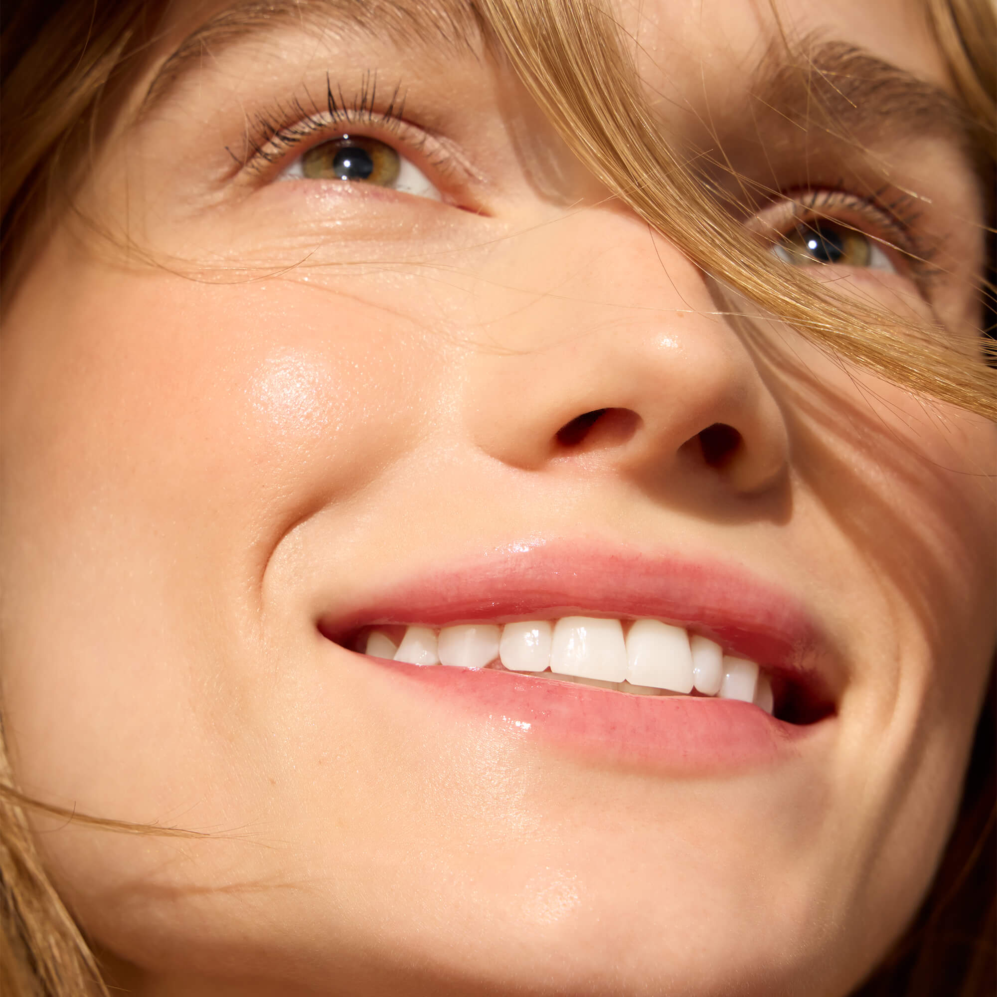 Cold Girl Makeup Look: Embrace your Rosy Winter Glow with Well People