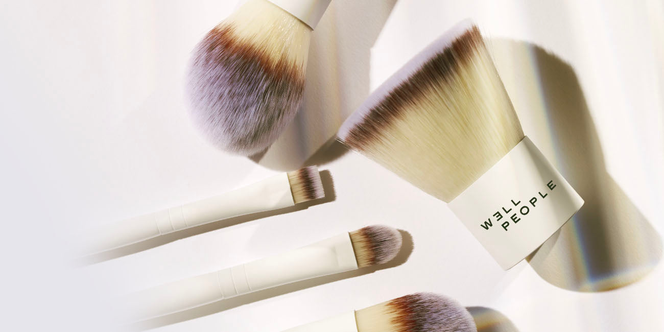 well people makeup brushes