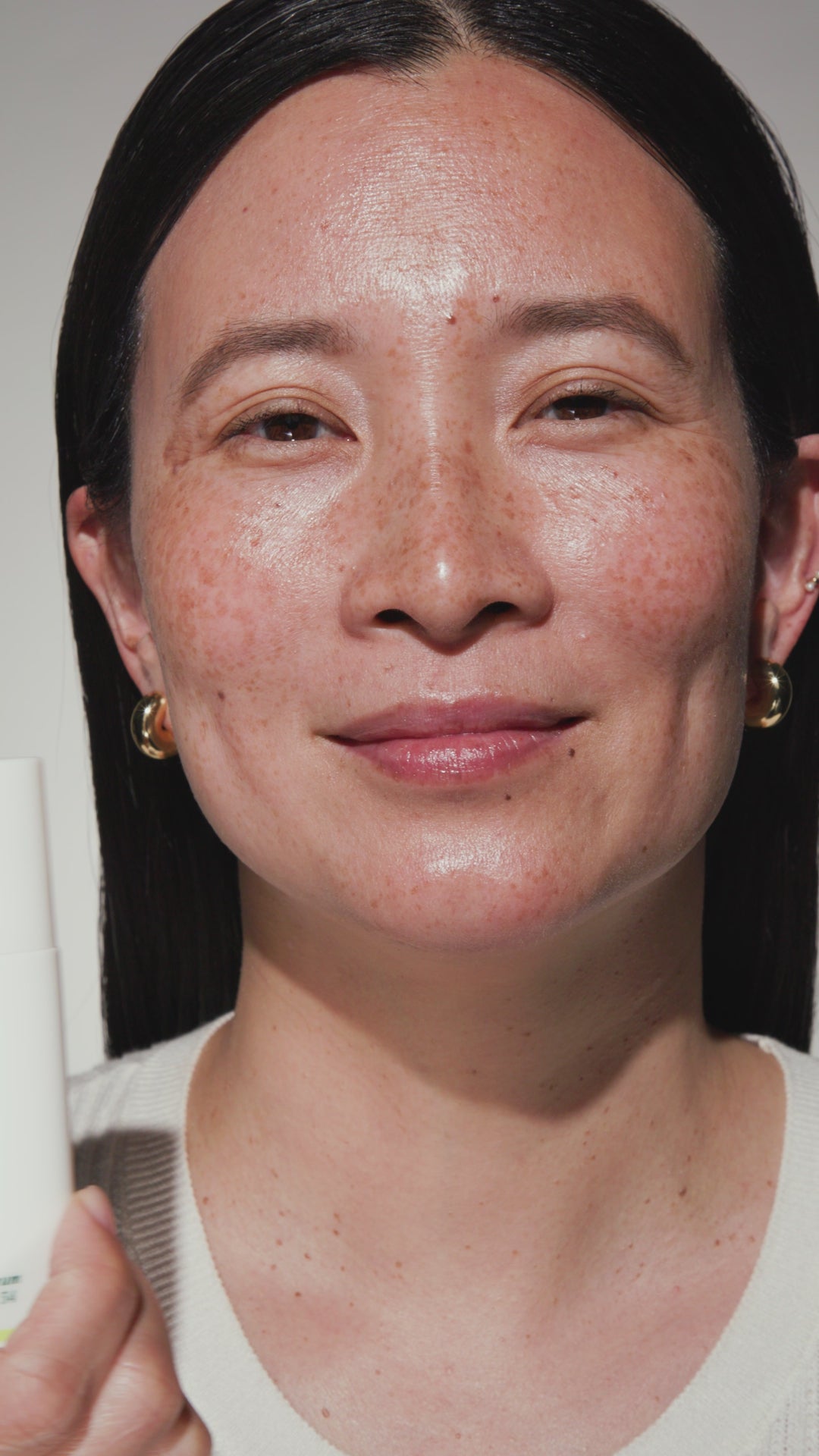 how to apply mineral sunscreen